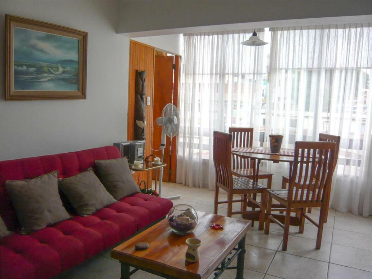 Apartamento Departamento Reloj De Flores *